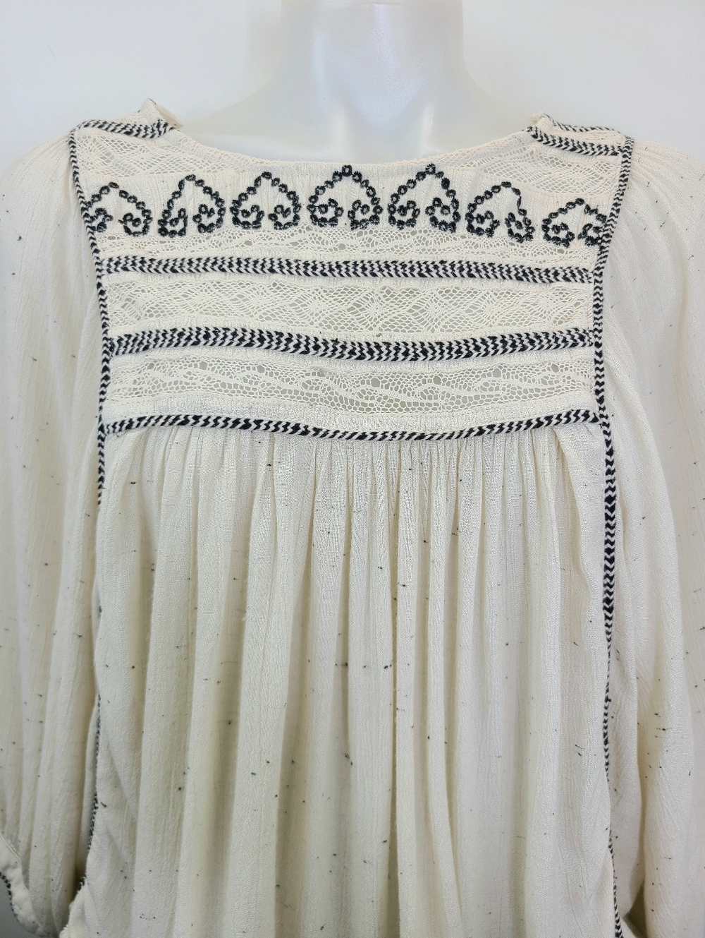 Free People Cyprus Avenue Embroidered Crochet Top Bell Sleeves Ivory Cream Large - Picture 8 of 16